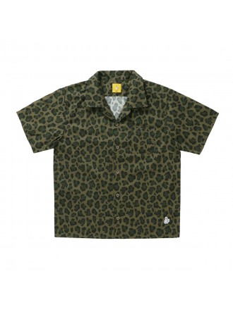 Camicia con colletto aperto in finto leopardo "Olive".